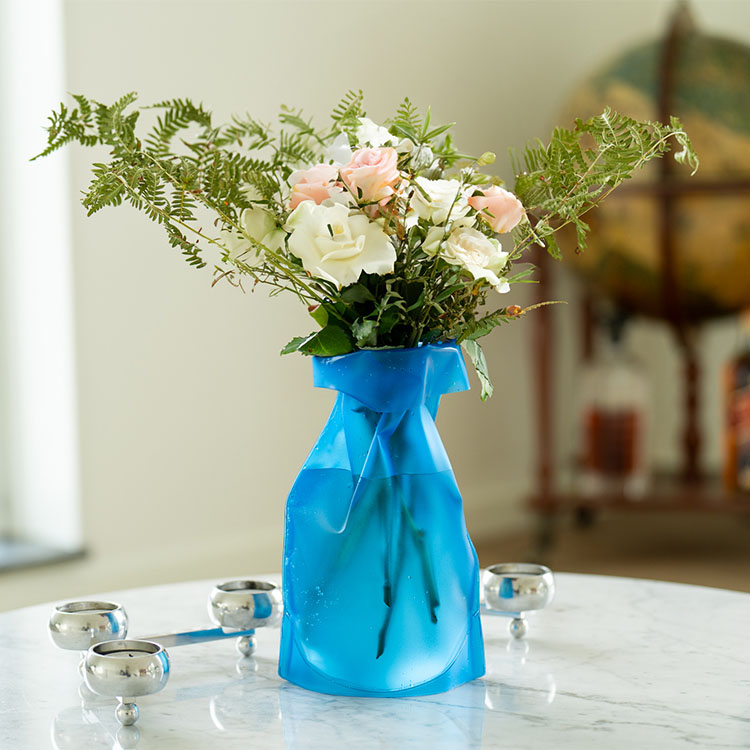 Formbar vase, Blå