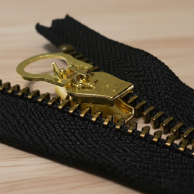 ZlideOn - glider til glidelåsen, 4C2 Svart Waterproof M