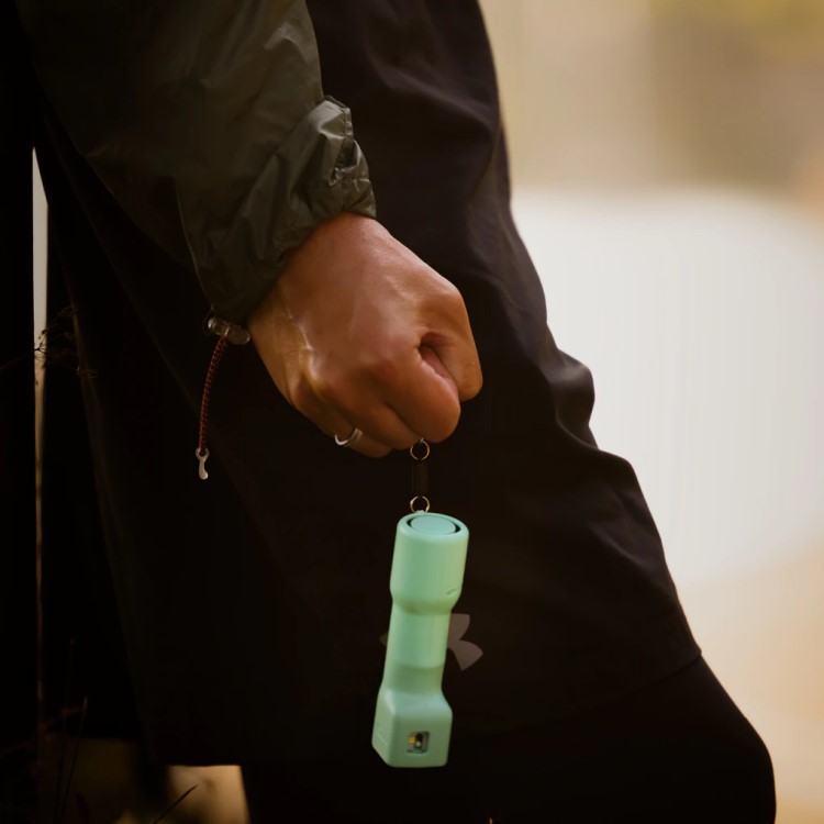 Forsvarsspray med GPS-funksjon, Plegium Smart Mintgrønn