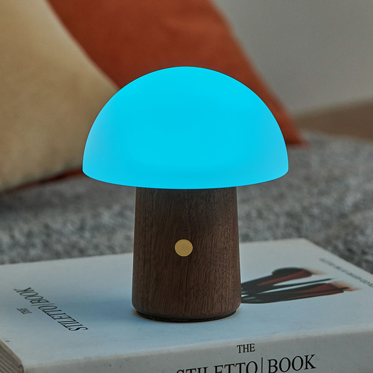 Oppladbar sopplampe, Small Valnøtt