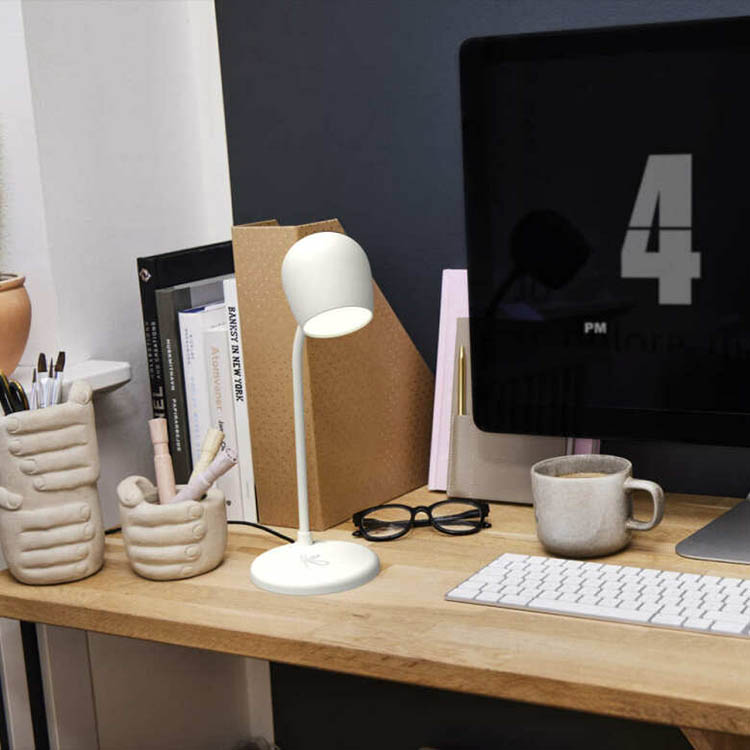 Skrivebordslampe 3-i-1 Kreafunk, Hvit