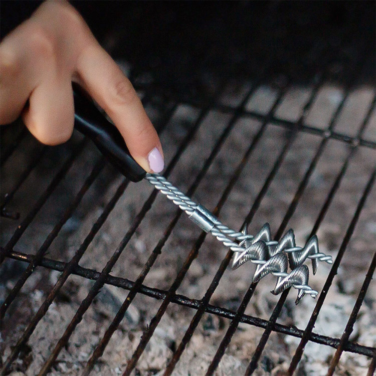 Liten grillbørste av rustfritt stål