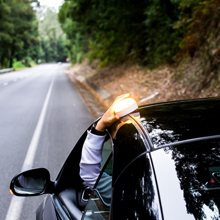 Varsellampe til bilen, Help Flash