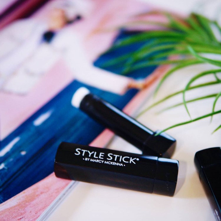 Tekstillim, The Style Stick
