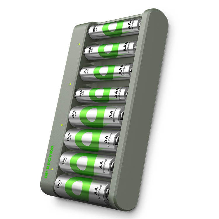 Batterilader med batterier, GP ReCyko
