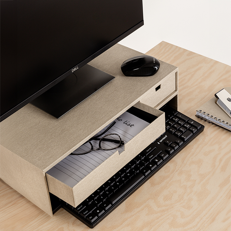 Displaystativ med skuffer