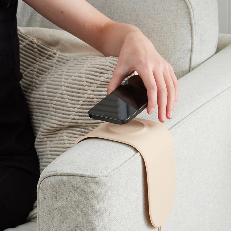 Trådløs lader til sofaen