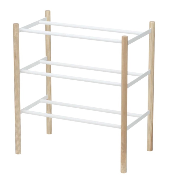 Uttrekkbar skohylle i tre og metall, 41-70 cm, Yamazaki