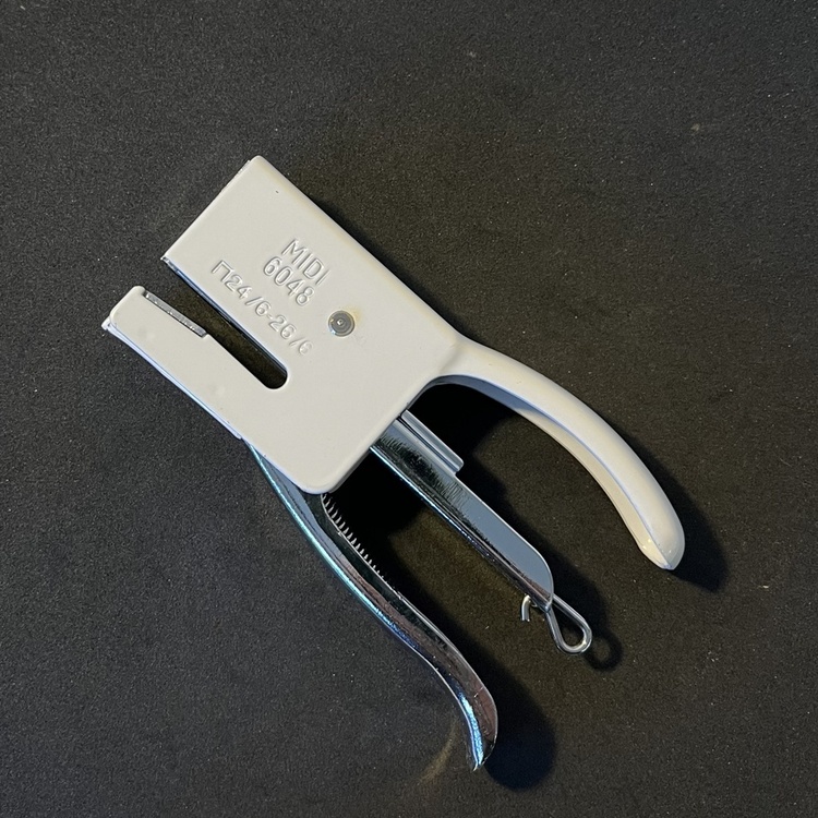 Stiftemaskin i metall, INDEX MIDI, Hvit