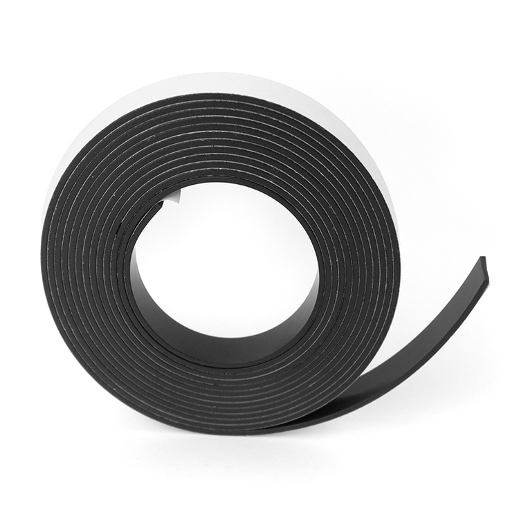 Selvklebende magnetteip 300 cm