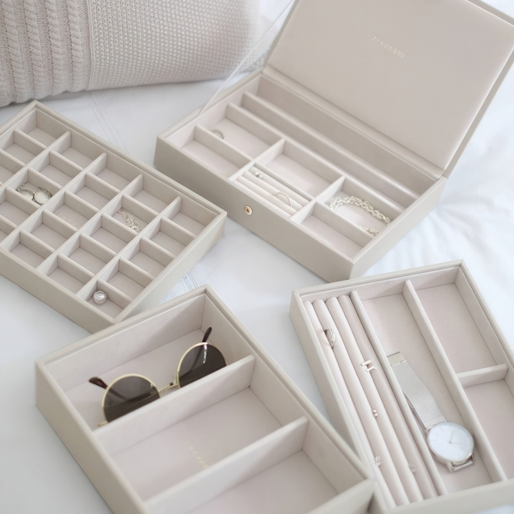 Smykkeskrin 4 etasjer, Classic, Stackers, Beige