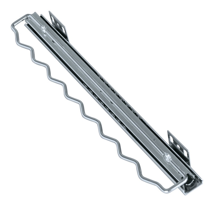 Uttrekkbar henger for garderobe
