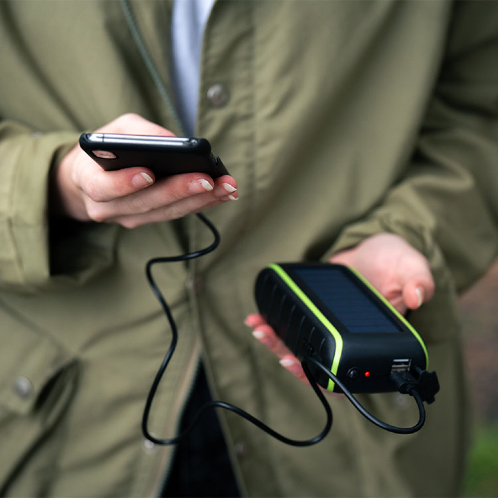 Powerbank med dynamosveiv i gruppen Hjemmet / Elektronikk / Ladere og Powerbanks hos SmartaSaker.se (12873)