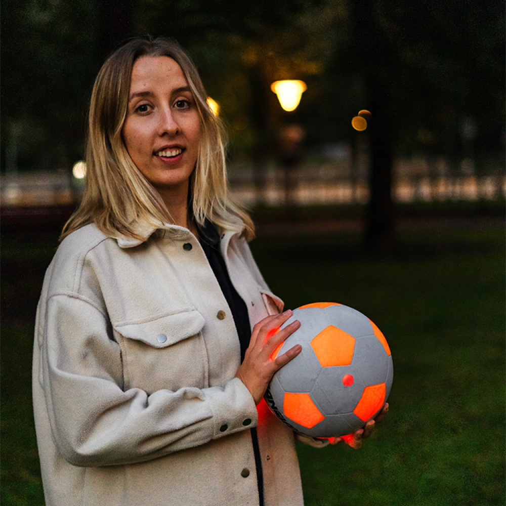 Lysende fotball i gruppen Fritid / Spill hos SmartaSaker.se (13797)