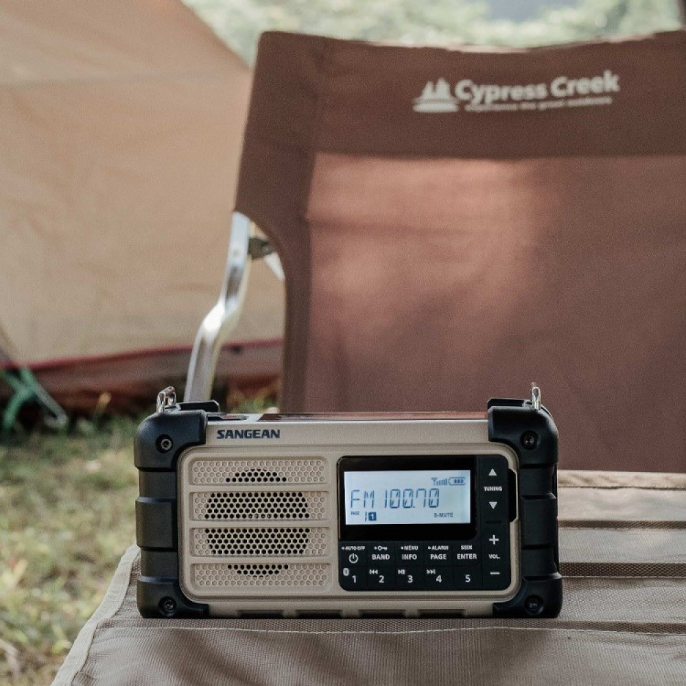 Overlevelsesradio FM/AM Pro i gruppen Hjemmet / Elektronikk / Høyttalere og høretelefoner hos SmartaSaker.se (13829)