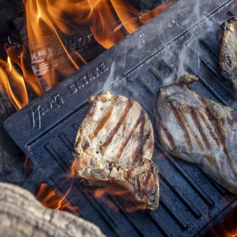 Satake vendbar grill- & stekeplate i støpejern i gruppen Hjemmet / Grillsaker hos SmartaSaker.se (14090)