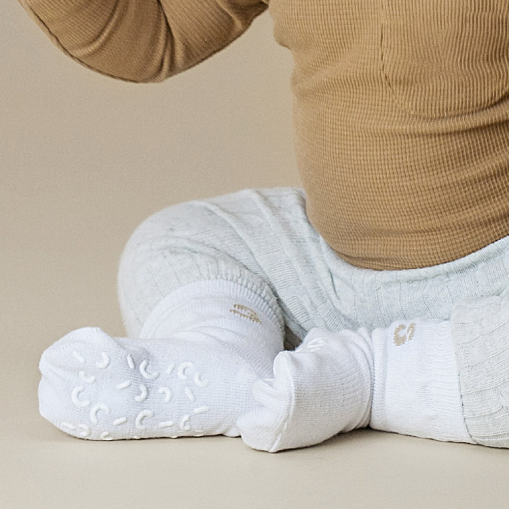 Smarte babysokker, Stuckies, 4 stk. i gruppen Hjemmet / Barneting hos SmartaSaker.se (14326)
