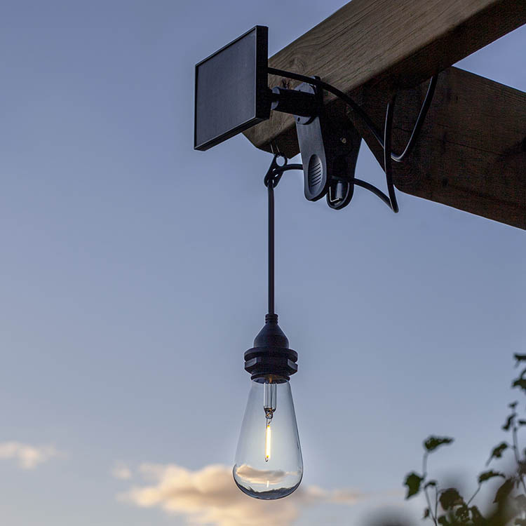 Solcelledrevet pendellampe i gruppen Belysning / Utendørs belysning / Solcelleladet belysning hos SmartaSaker.se (14520)