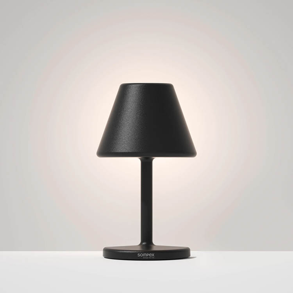 Nattbordslampe i gruppen Belysning / Innendørs belysning hos SmartaSaker.se (14539)