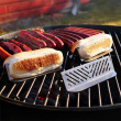 Pølsebrødrister til grillen Pølsebrødrister til grillen
