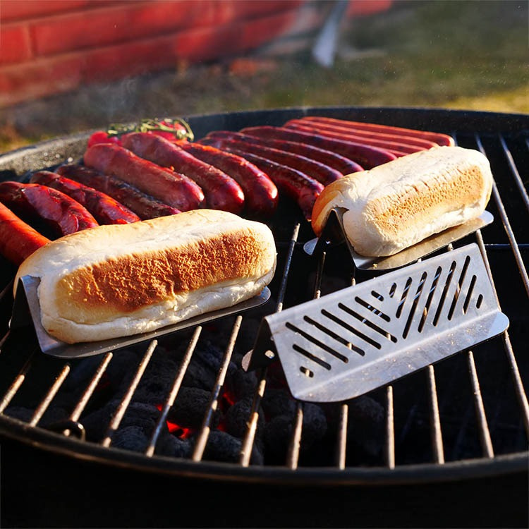 Pølsebrødrister til grillen i gruppen Hjemmet / Grillsaker hos SmartaSaker.se (14609)
