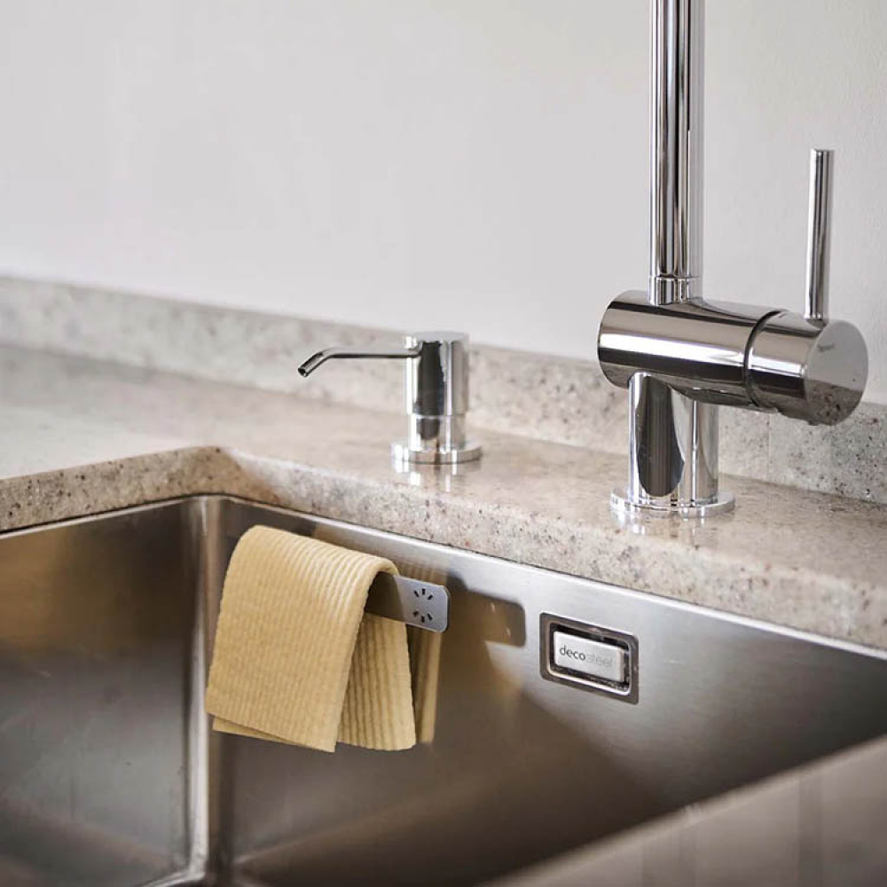 Magnetisk oppvaskklutholder med oppvaskkluter i gruppen Hjemmet / Oppvaskredskap hos SmartaSaker.se (14667)