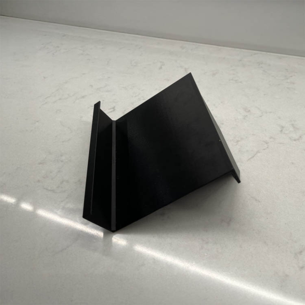 Mobilholder for kjøkkenskap i gruppen Hjemmet / Elektronikk / Mobiltilbehør hos SmartaSaker.se (14697)