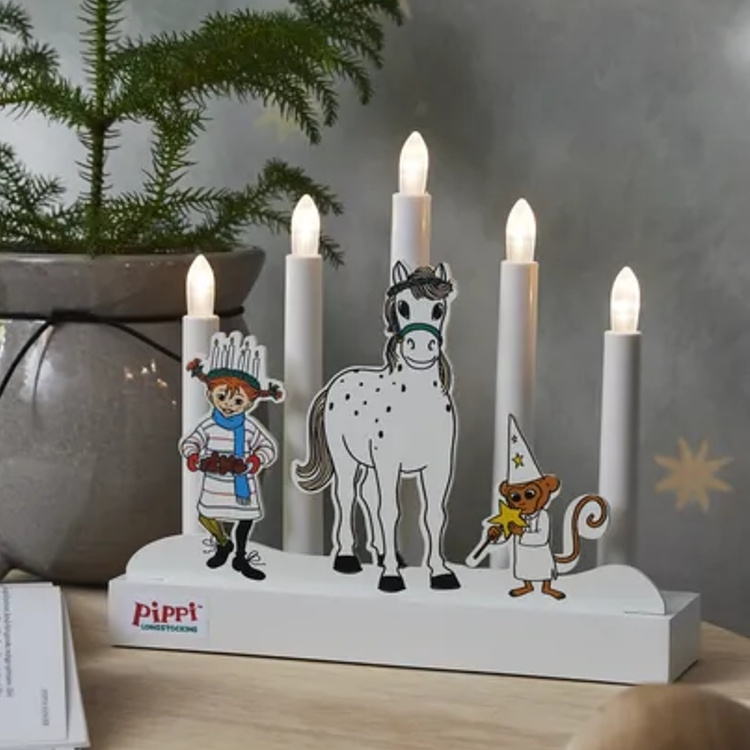 Batteridrevet Pippi-adventslysestake i gruppen Høytider / Advent og jul / Julebelysning hos SmartaSaker.se (14884)
