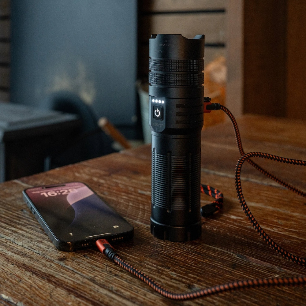 Nødlommelykt med powerbank, Xtorm i gruppen Sikkerhet / Kriseberedskap hos SmartaSaker.se (14943)