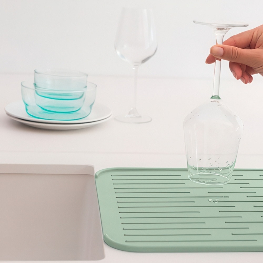 Avrenningsbrett i silikon, Brabantia, Lysegrønn i gruppen Oppbevaring / Kjøkkenskap hos SmartaSaker.se (40068)