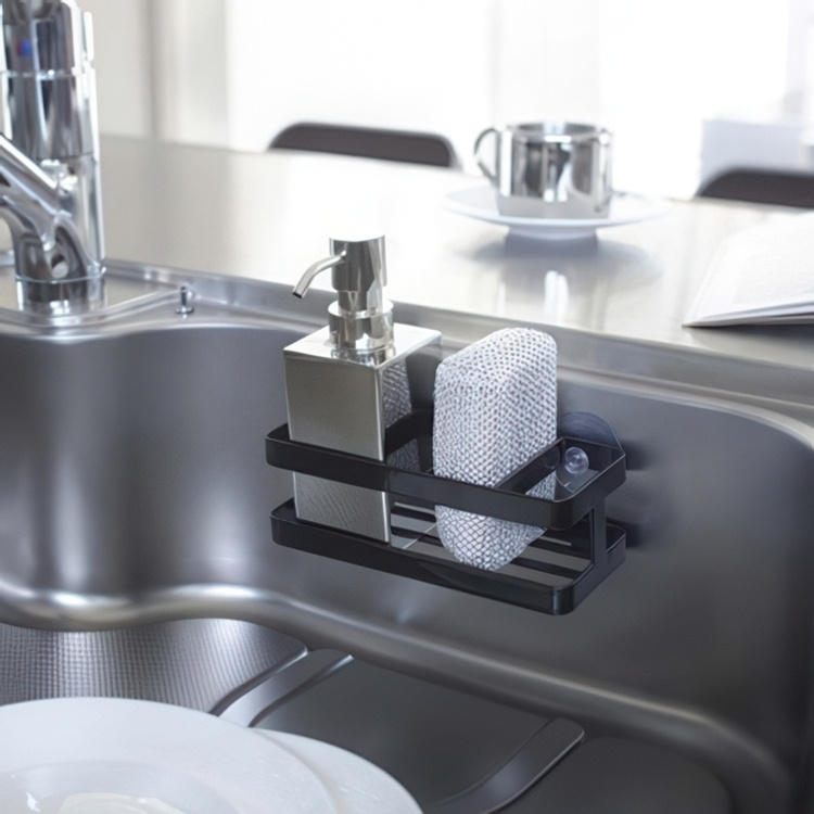 Holder for oppvaskmiddel og svamp, TOWER, Yamazaki, Svart i gruppen Oppbevaring / Outlet hos SmartaSaker.se (40426)