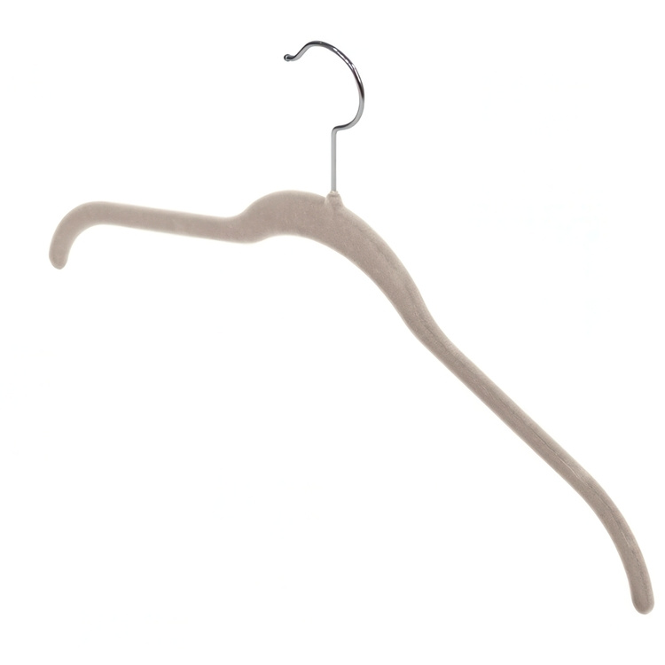 Fløyelskleshenger 4-pack, 43 cm i gruppen Oppbevaring / Garderoboppbevaring hos SmartaSaker.se (40918)
