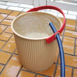 Bøtte med lokk 10L, Omnioutil, Beige/Rød