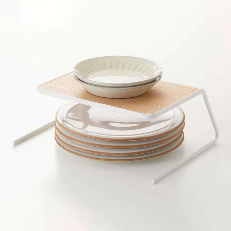 Innsatshylle for servise, Yamazaki i gruppen Oppbevaring hos SmartaSaker.se (41173)