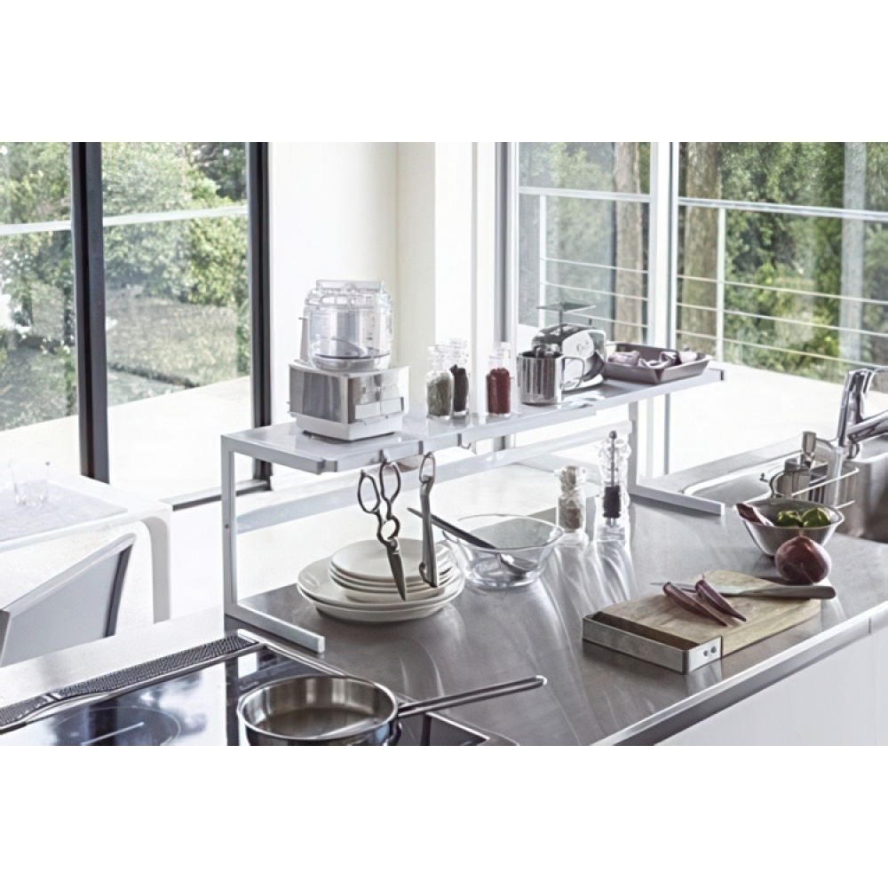 Uttrekkbar hylle i metall, 54-92 cm, Yamazaki i gruppen Oppbevaring hos SmartaSaker.se (41184)
