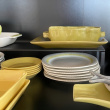 Justerbar innsatshylle i metall, 34-60 cm, Yamazaki