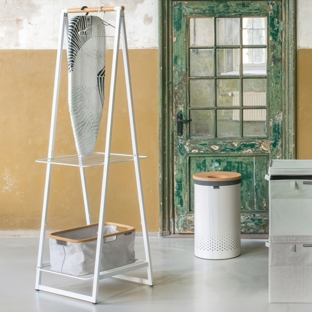 Small klesstativ med hyller, Brabantia i gruppen Oppbevaring / Soveromoppbevaring hos SmartaSaker.se (41385)