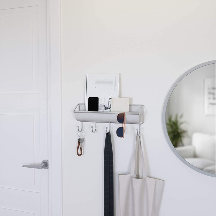 Knaggrekke med oppbevaring, UMBRA HAMMOCK ORGANIZER, 41,5 x H 18 cm lysegrå i gruppen Oppbevaring / Entréoppbevaring / Kroker og hengere hos SmartaSaker.se (41567)