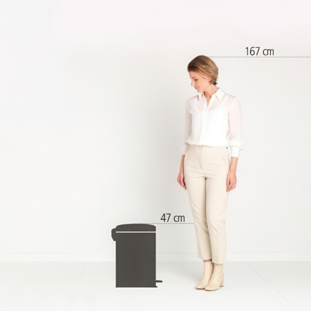 Pedalbøtte 20L, Brabantia i gruppen Oppbevaring / Rengjøringslagring og avfallssortering hos SmartaSaker.se (42367)