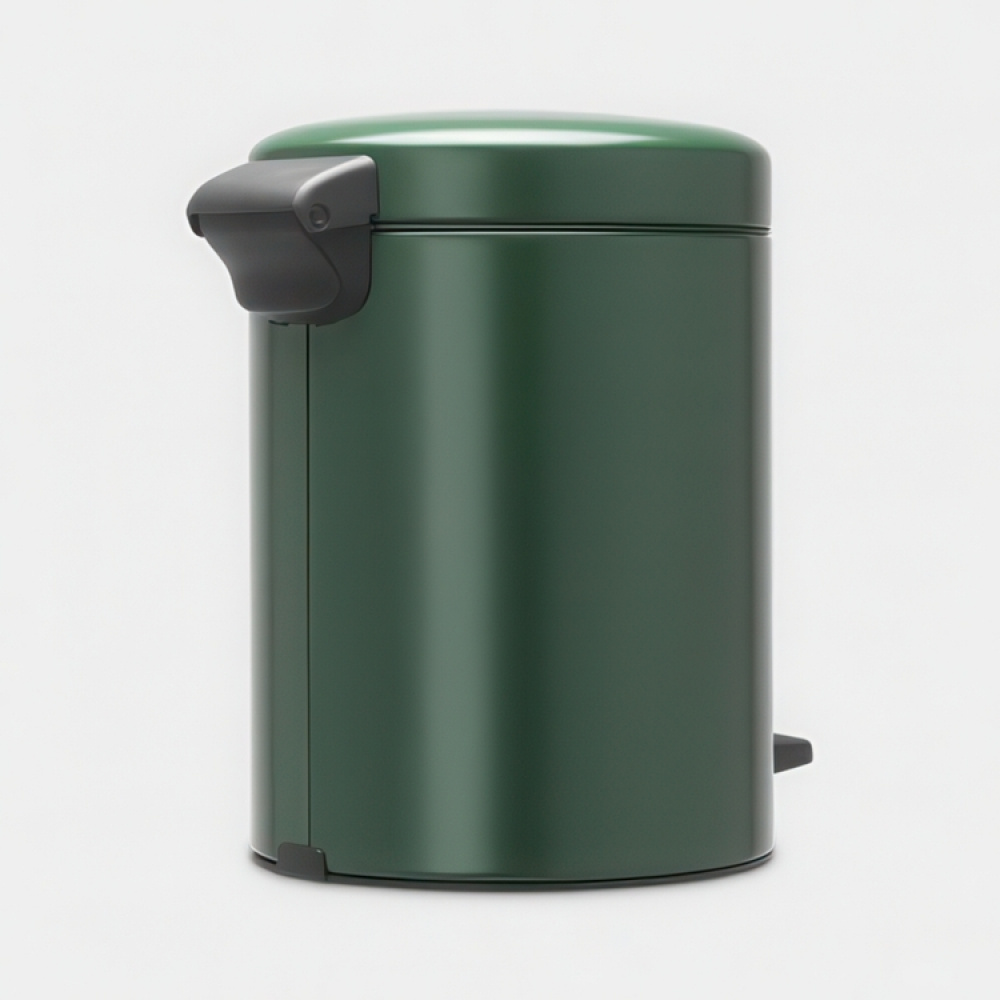 Pedalbøtte 5L, Brabantia i gruppen Oppbevaring / Rengjøringslagring og avfallssortering hos SmartaSaker.se (42370)