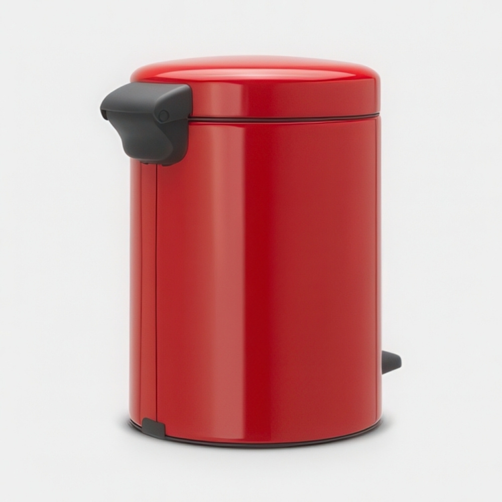 Pedalbøtte 5L, Brabantia i gruppen Oppbevaring / Rengjøringslagring og avfallssortering hos SmartaSaker.se (42370)