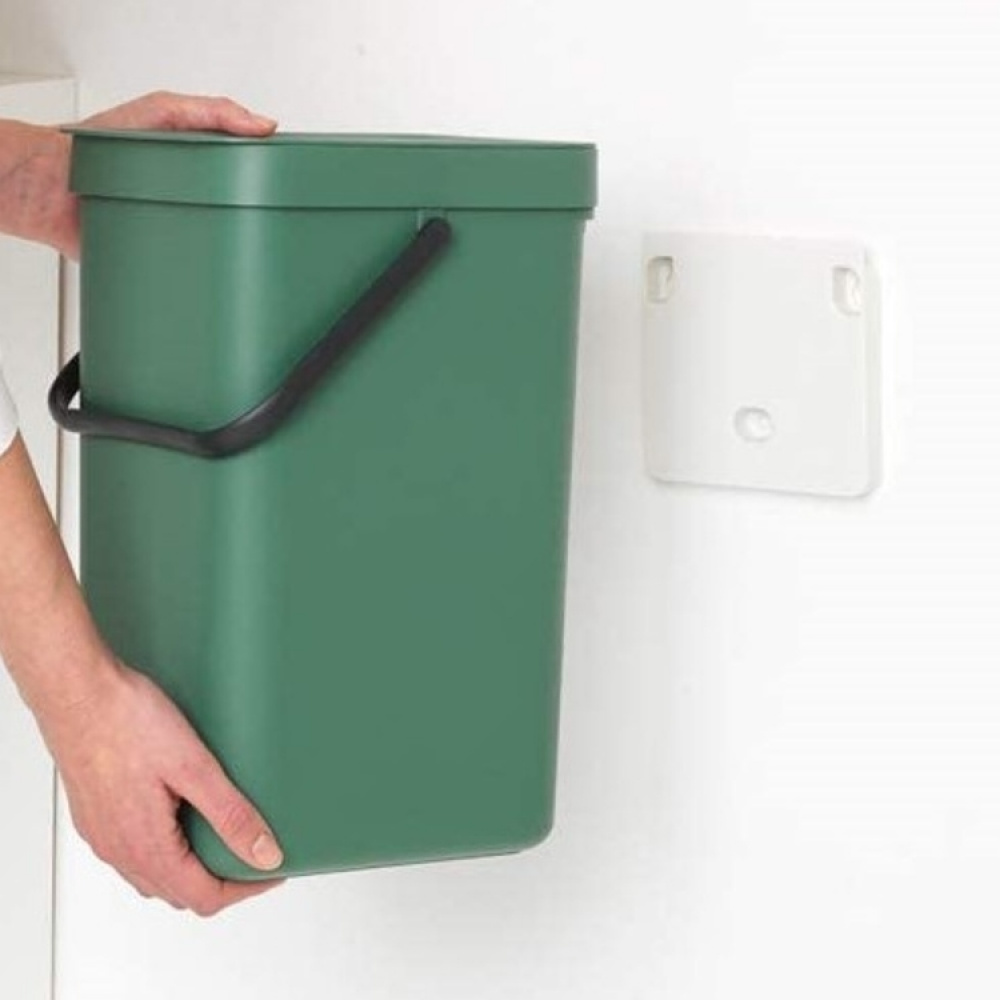 Søppelbøtte med lokk og håndtak 12L, Brabantia i gruppen Oppbevaring / Rengjøringslagring og avfallssortering / Søppelsortering hos SmartaSaker.se (42387)