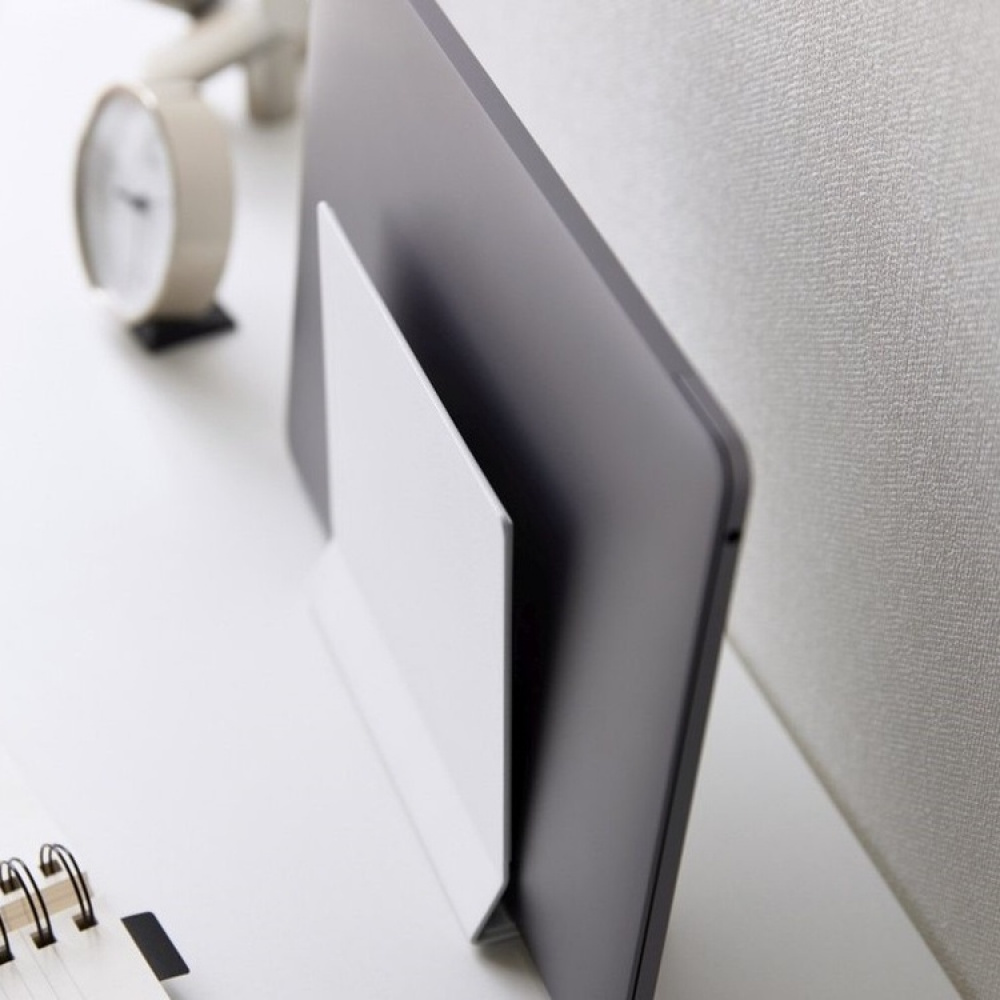 Oppbevaringsstativ for laptop, Yamazaki i gruppen Oppbevaring hos SmartaSaker.se (42427)