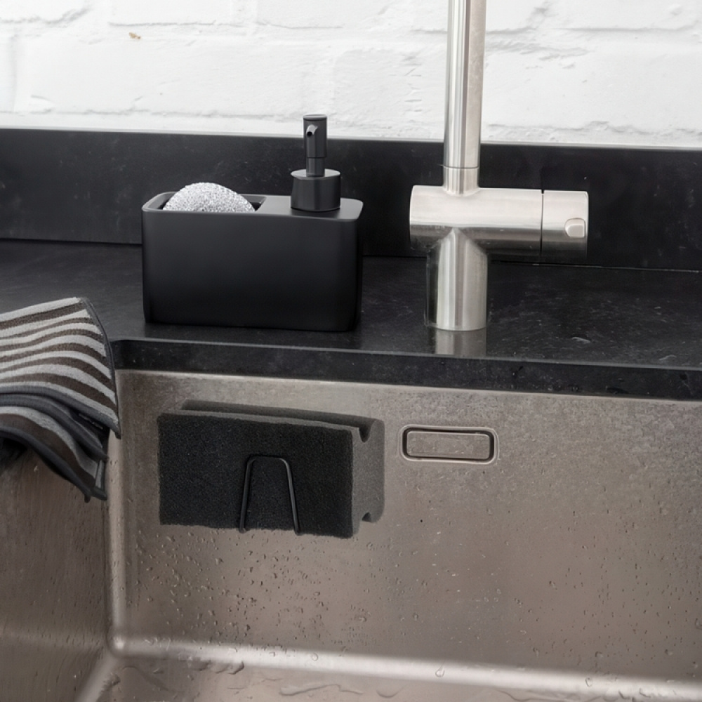 Selvklebende holder i metall, Wenko i gruppen Oppbevaring hos SmartaSaker.se (42536)