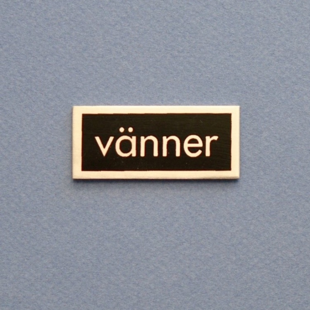 Metallskilt, Venner, Sort i gruppen Oppbevaring hos SmartaSaker.se (42639)