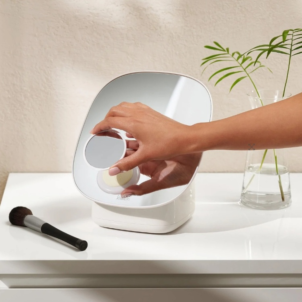 Sminkespeil med oppbevaring, Joseph Joseph i gruppen Oppbevaring hos SmartaSaker.se (42656)