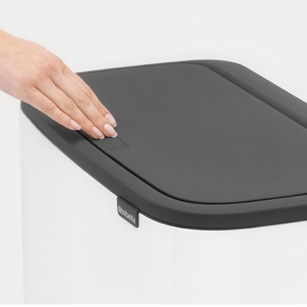 Kildesorteringsstasjon på ben med 2 rom, Brabantia i gruppen Oppbevaring hos SmartaSaker.se (43253)