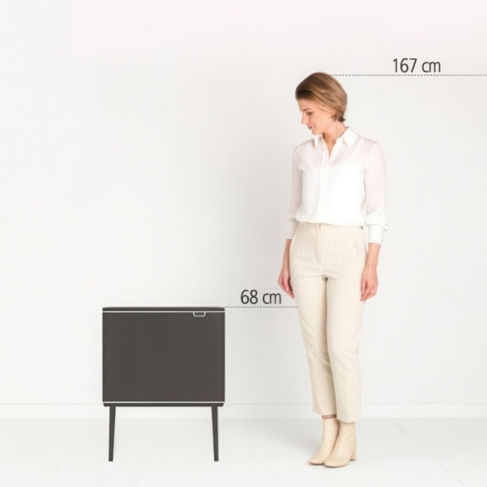 Kildesorteringsstasjon på ben med 3 rom, Brabantia i gruppen Oppbevaring hos SmartaSaker.se (43256)